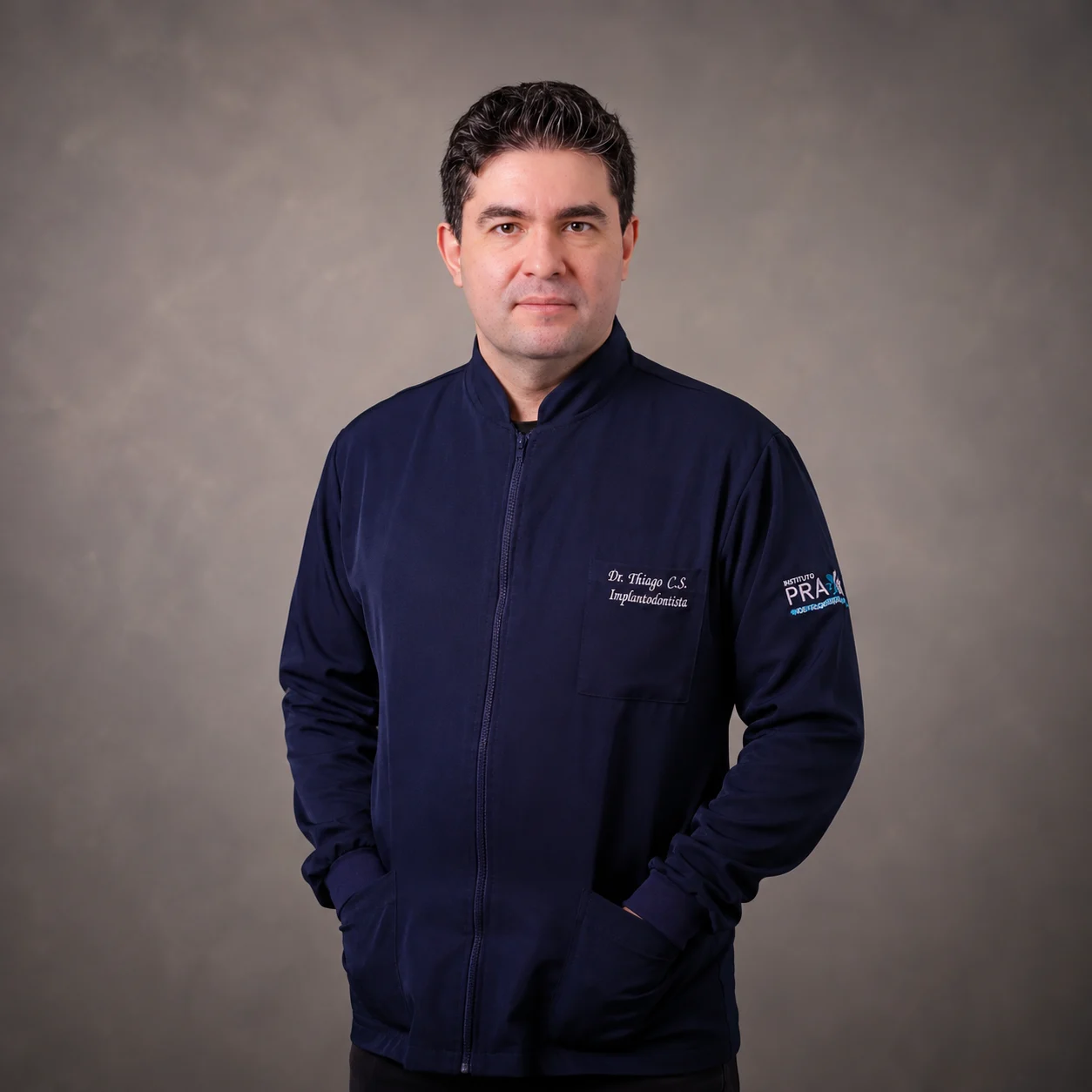 Dr. Thiago Sá